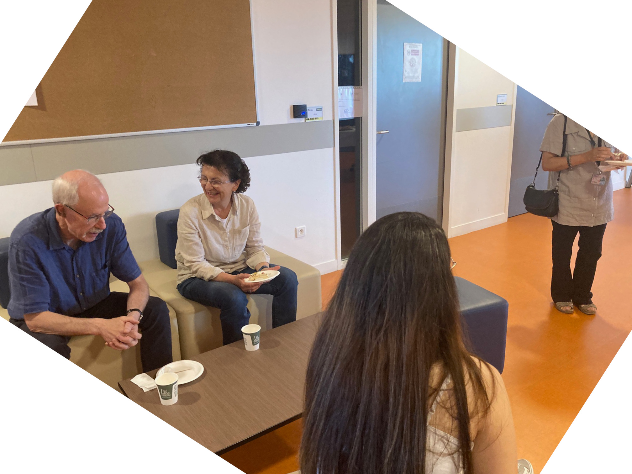 Moment convivial autour d'un repas - 2