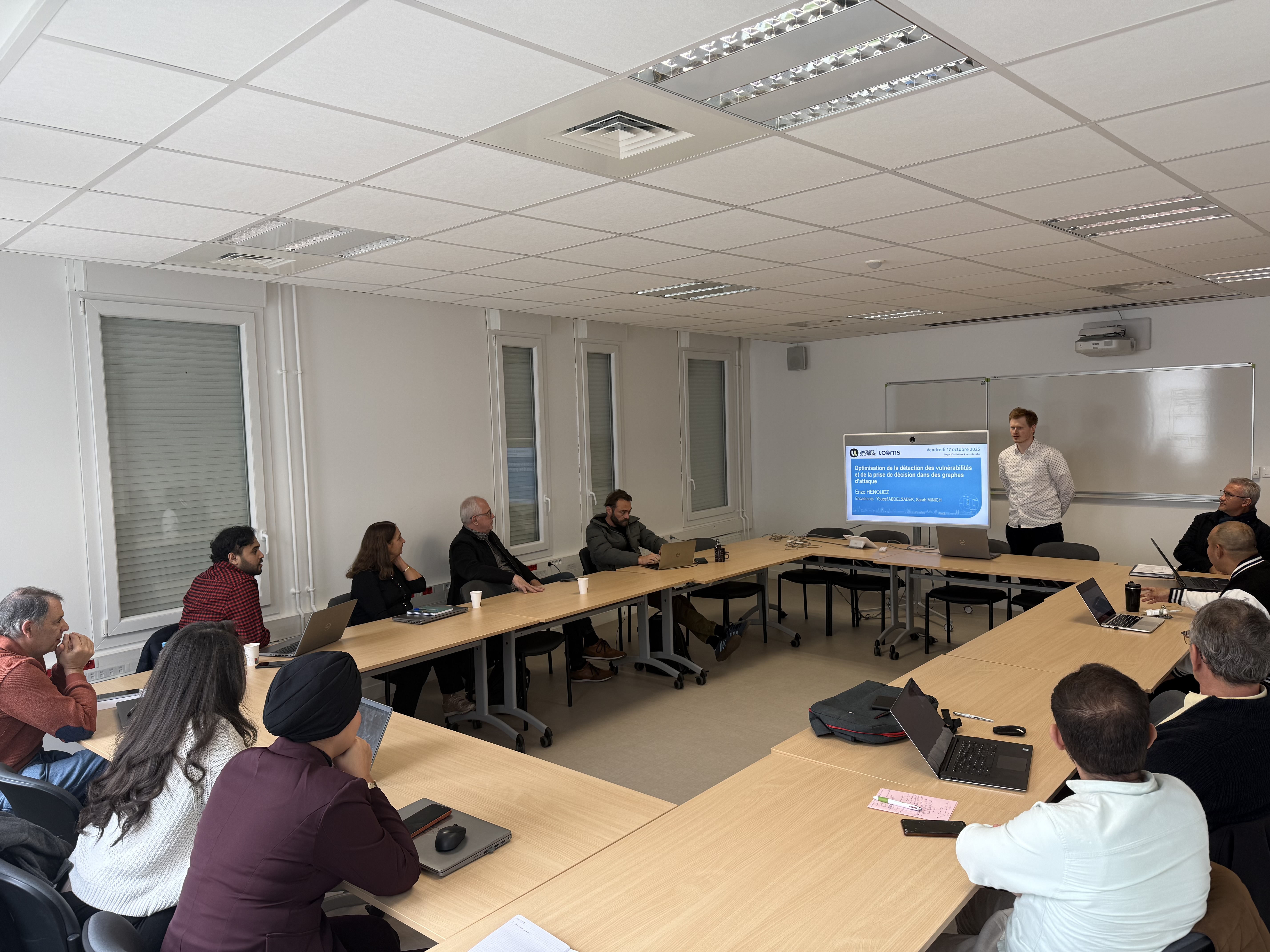 Photo de la présentation de HENQUEZ Enzo